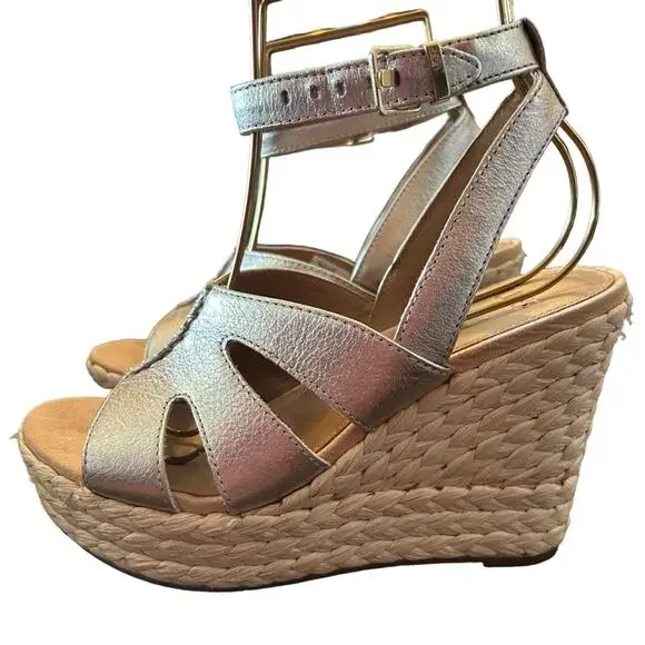 Ugg Careena Gold Metallic Leather Wedge Espadrilles Sandals Ankle Strap NEW 6.5 - Picture 1 of 11